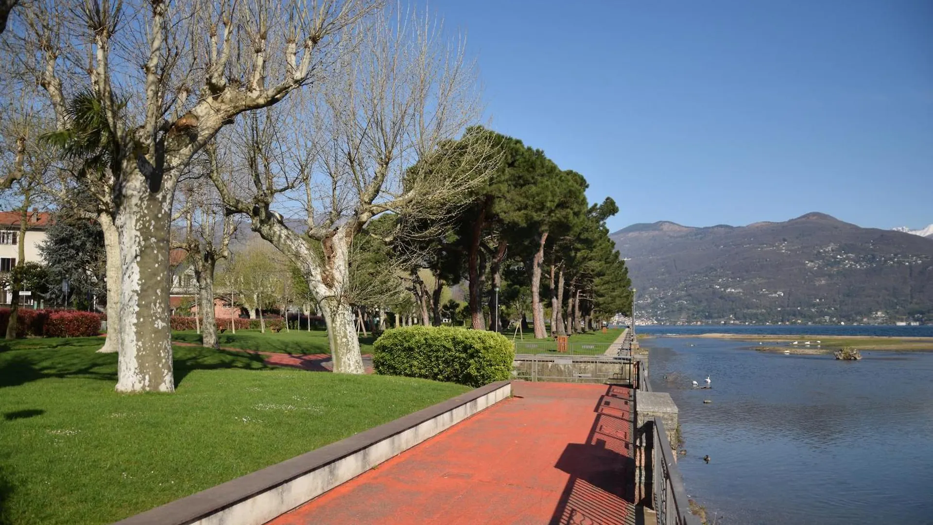 Apartment Appartamento Il Cortiletto Germignaga